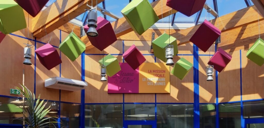 Dalles acoustiques 3D à la mission locale de remiremont